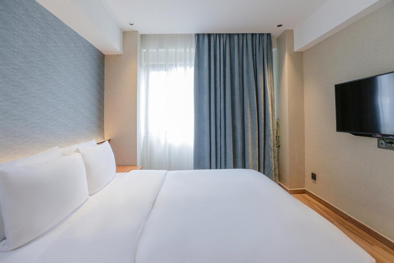 Hotel Casiana & Events Center Tagaytay Managed By Hii Тагайтай Экстерьер фото